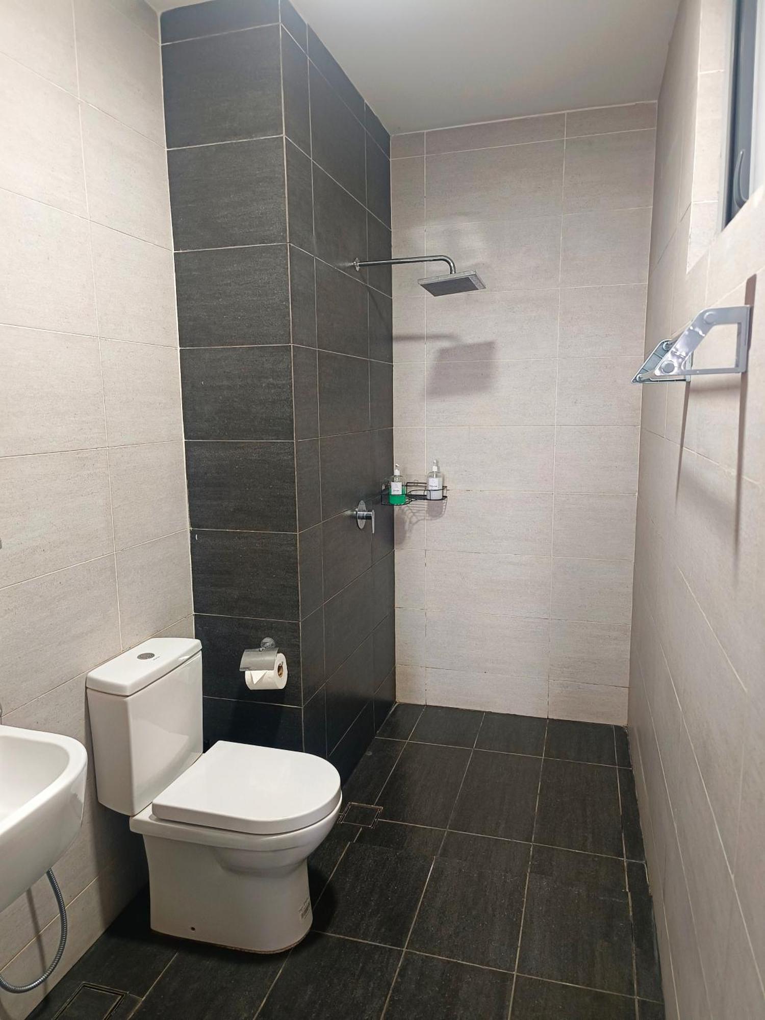 One Bedroom Troika Kota Bharu By Aghome, Modern Design Exterior photo