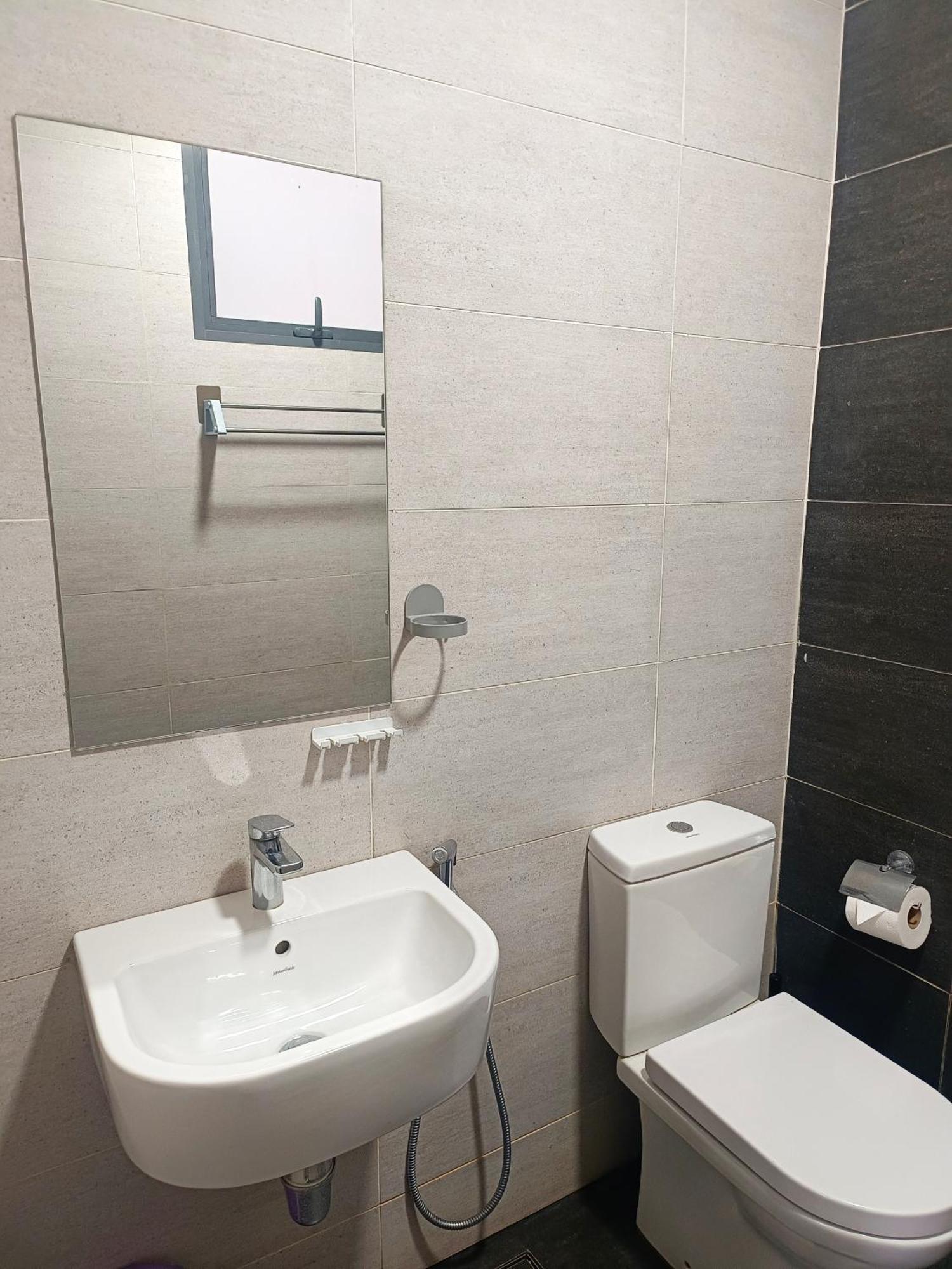 One Bedroom Troika Kota Bharu By Aghome, Modern Design Exterior photo